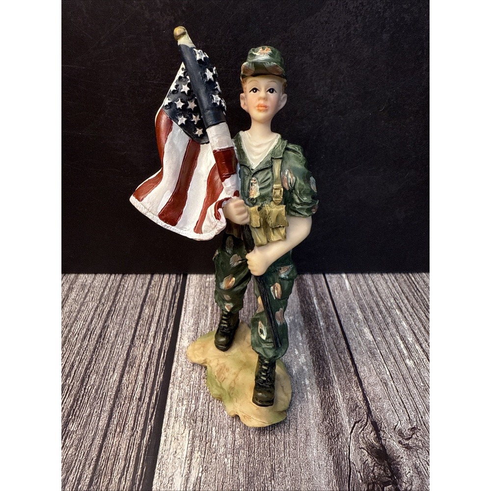 K's Collection American Soldier Figurines Flag  6" Tall